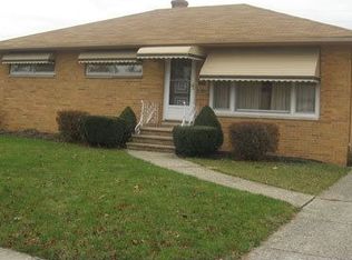 4642 Winter Ln, Brooklyn, OH