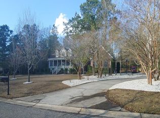 180 Scalybark Rd, Summerville, SC 29485