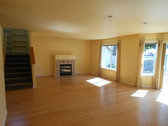 2nd image of 10408 NE 93rd Ave