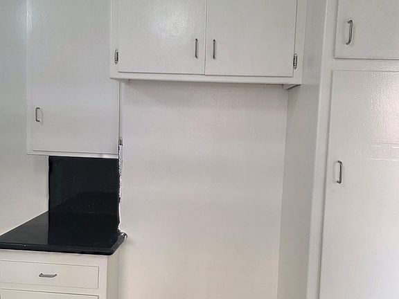 5th image of 1538 W 207th St