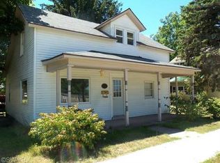 310 4th St, Ludington, MI 49431