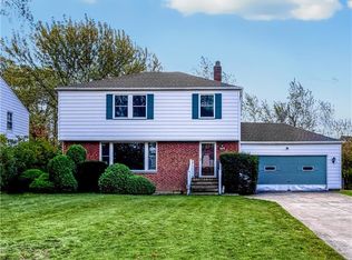 4970 Karen Isle Dr, Richmond Heights, OH 44143