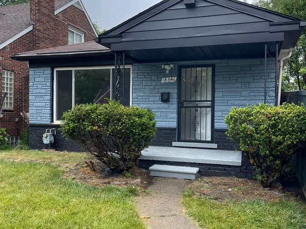 18646 Barlow St, Detroit, MI 48205