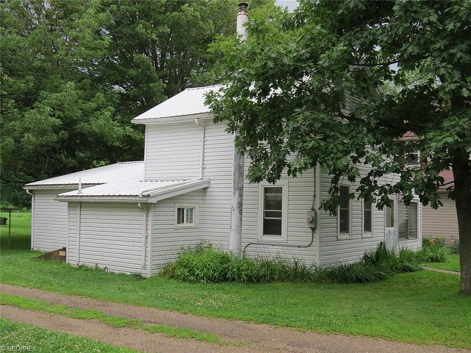 2nd image of 8179 Old Canal Ln NW