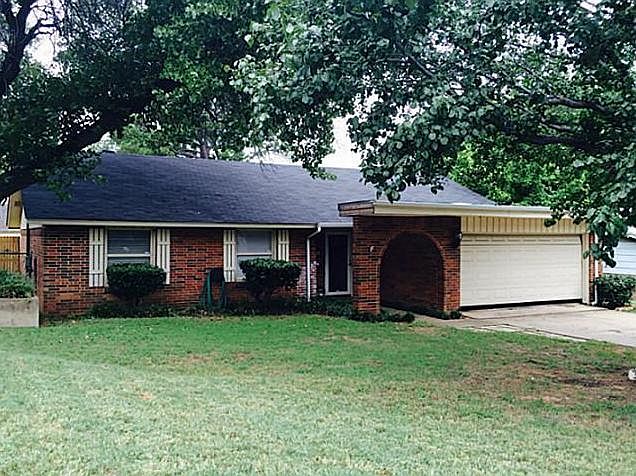 1st image of 2504 Jewell Dr