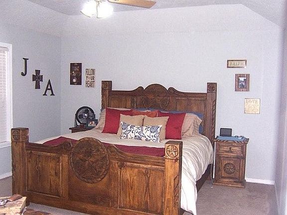 5th image of 533 Magnolia Dr