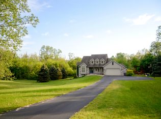 8060 Whispering Winds Ct SE, Alto, MI