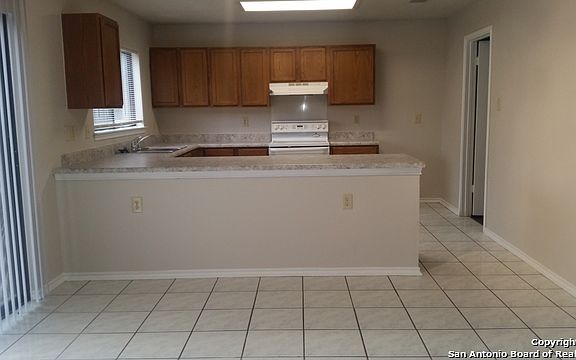 4th image of 10343 Granite Stone