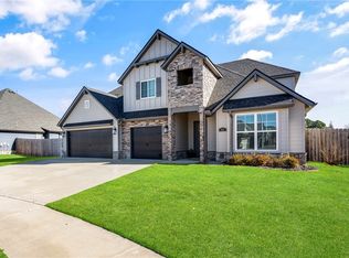 931 Red Maple St, Centerton, AR 72719