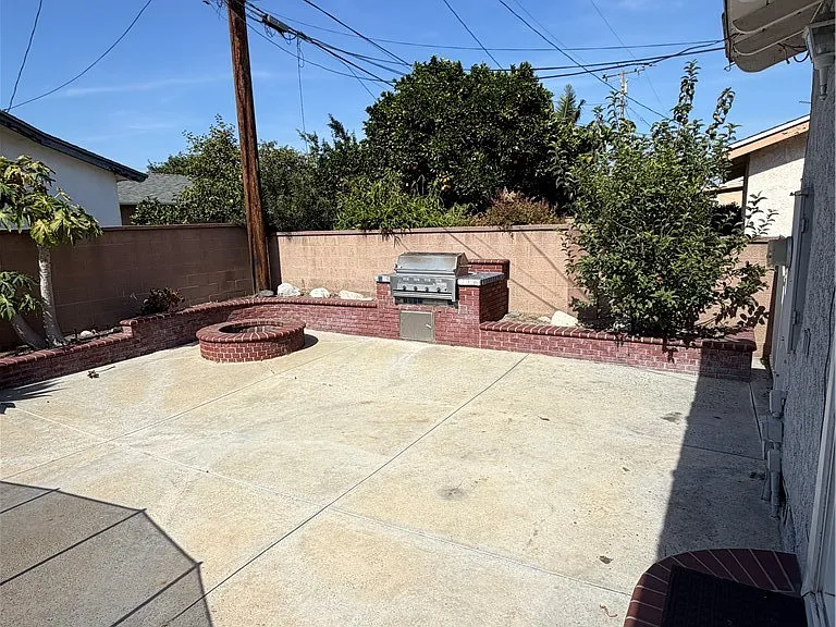 7071 Santa Paula Cir — Photo 24