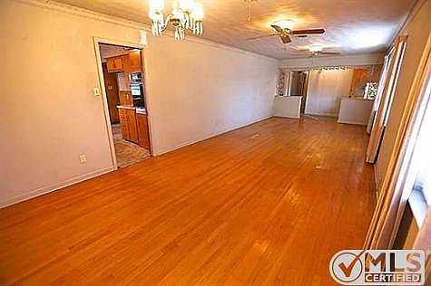 2nd image of 517 Melody Ln