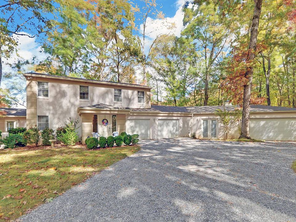 1st image of 2294 Cove Ln