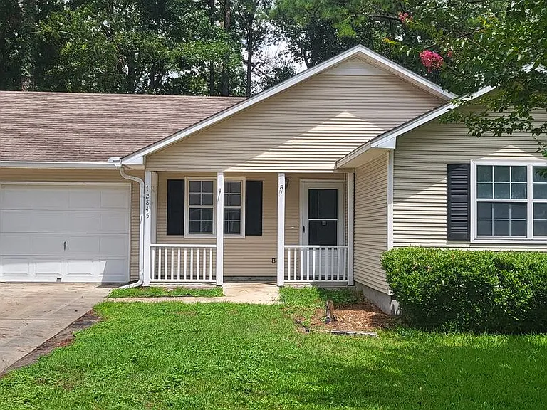 2845 Fawnwood Cir — Photo 1