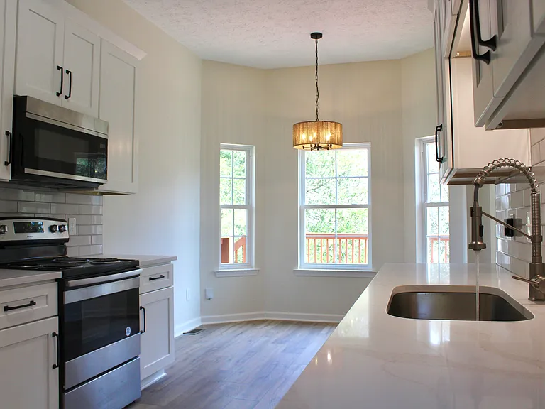 110 Koleberg Trl — Photo 51