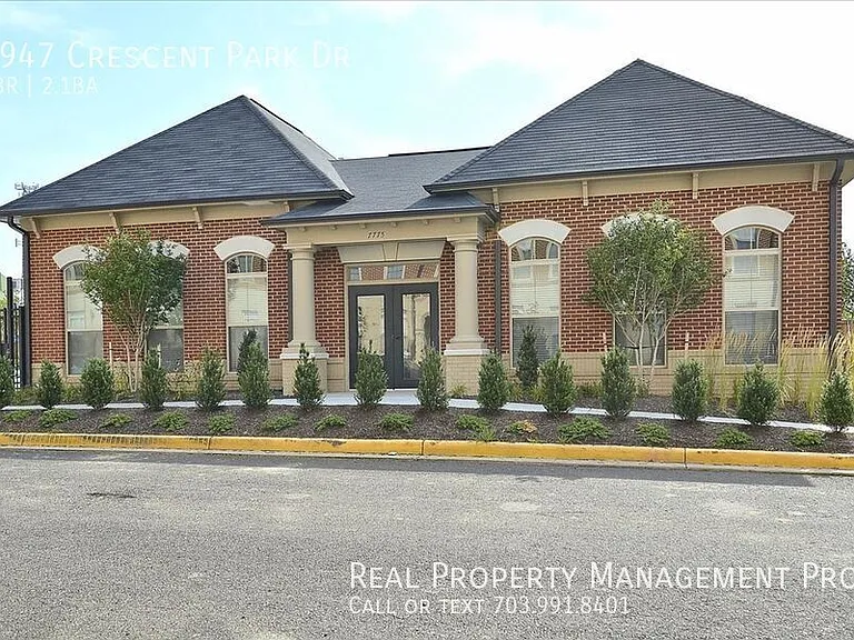 7947 Crescent Park Dr — Photo 33