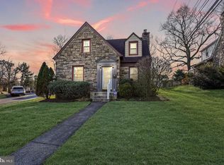 24 Providence Rd, Morton, PA 19070