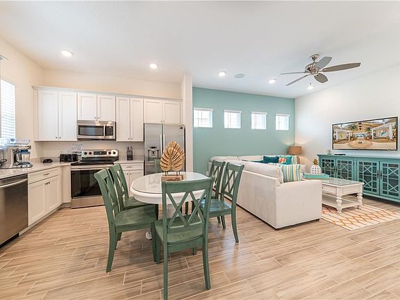 3rd image of 8020 Dreamsicle Dr