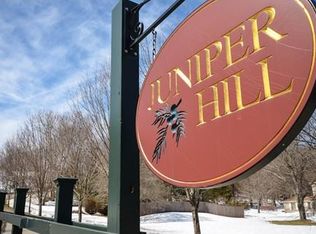 9 Surry Dr, Uxbridge, MA 01569