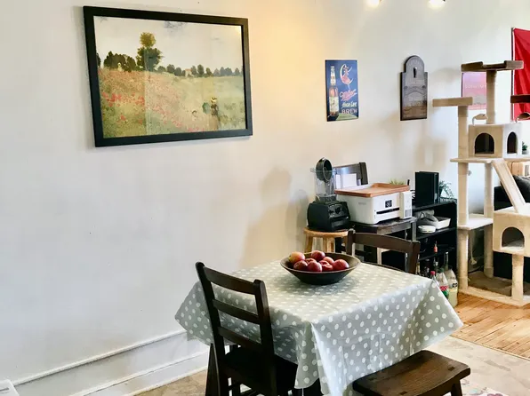 636 State St, Madison, WI 53703