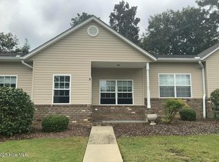 101 E Rhode Island Ave APT F, Southern Pines, NC 28387