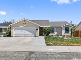 726 Shadow Ln, Fernley, NV 89408