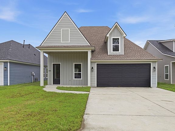 3rd image of 2113 Aubrianna Ln