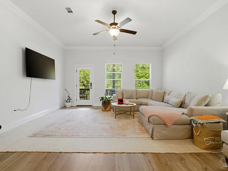 3203 Mountain Laurel Trl — Photo 6