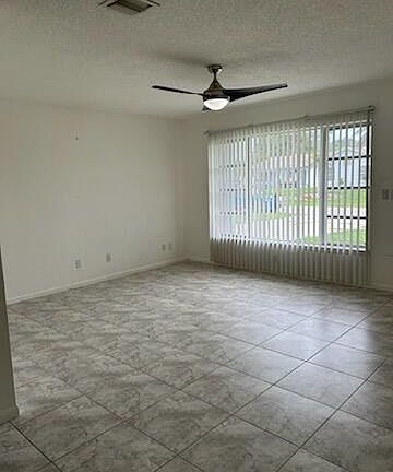 5th image of 854 SE Preston Lane