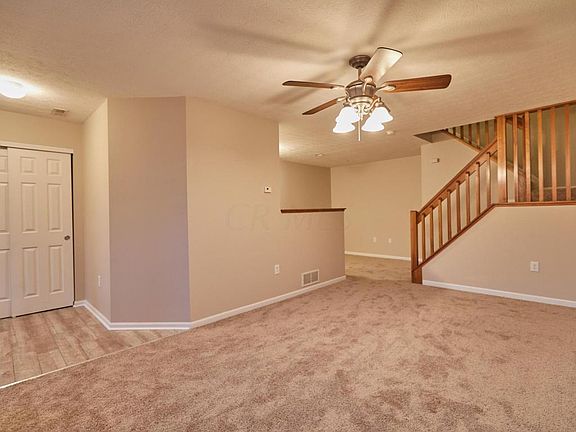 3rd image of 305 Shadbush Dr