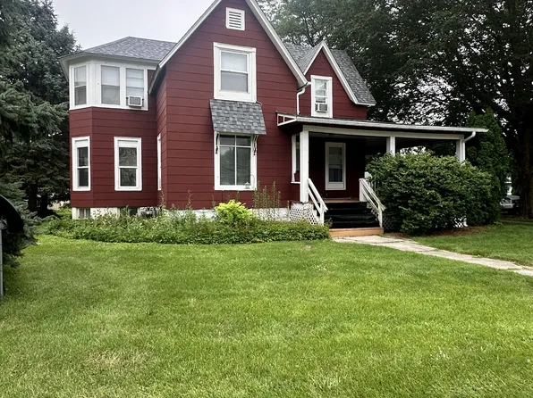 430 S 4th St APT 1, Dekalb, IL 60115