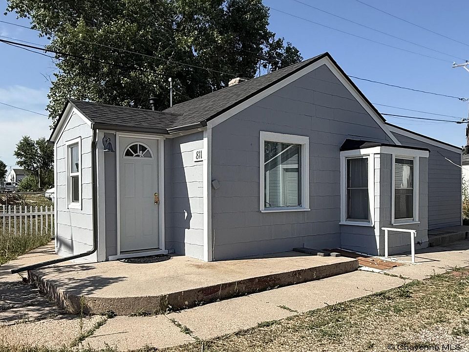 1st image of 811 Morrie Ave