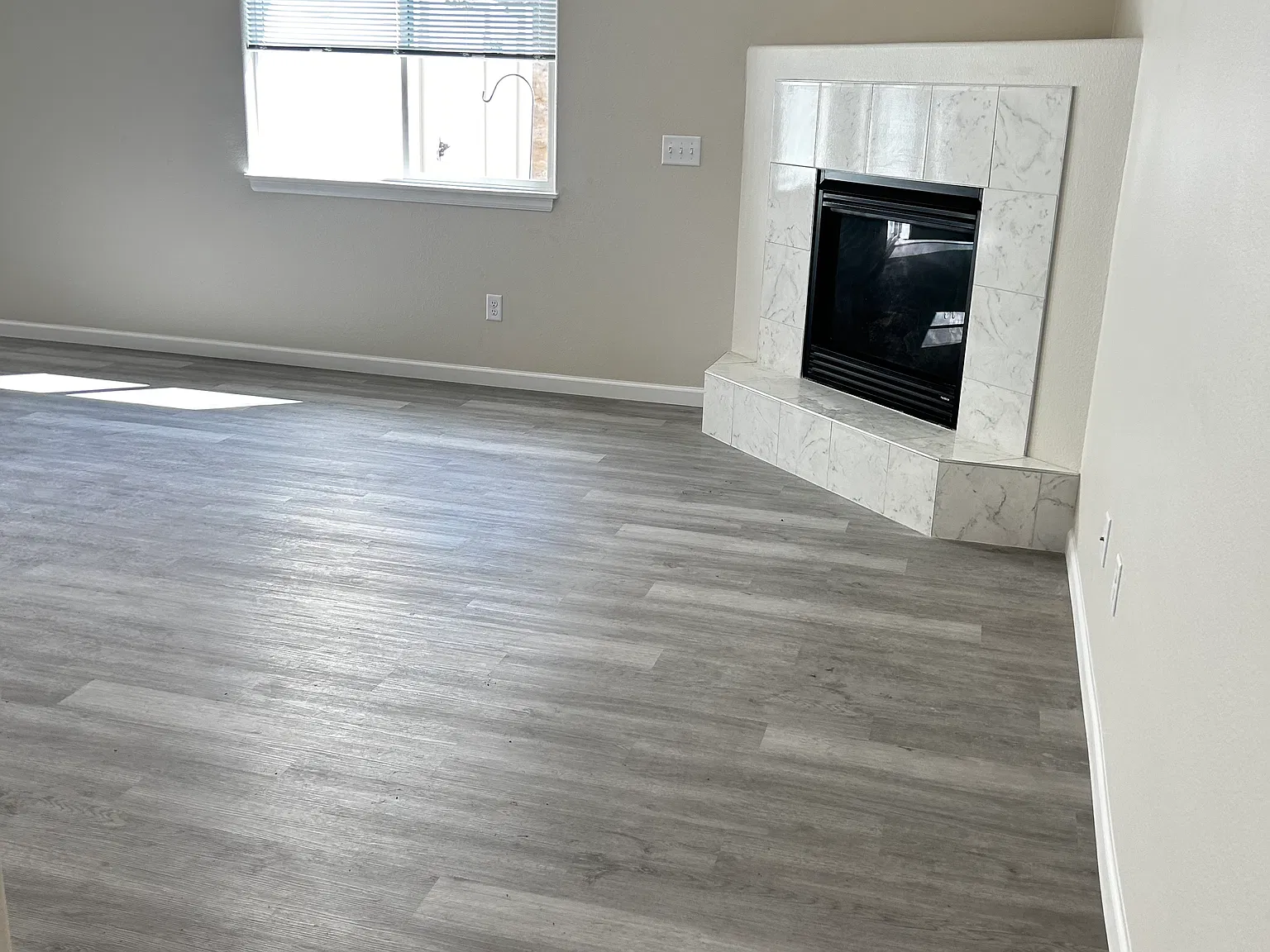 3 bed, 1588 sqft, $2,350 — Photo 2