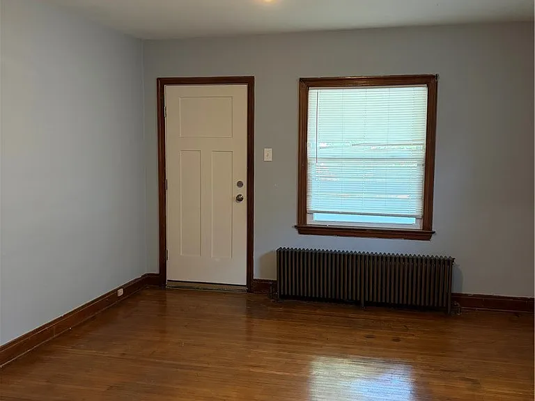 1761 Welch Ave #UPPER — Photo 10