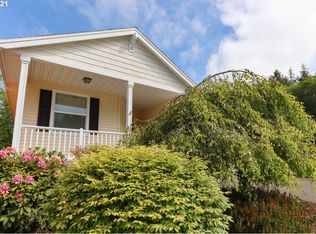 4220 Sequoia Loop, Tillamook, OR 97141