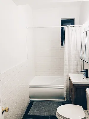 Rented by (Legacy) Elegran | media 11