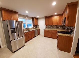 1832 East St, Pittsfield, MA 01201