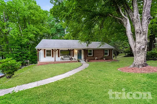 1645 Ginger Dr Photo 1