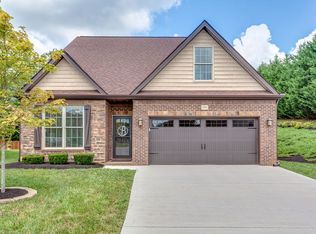 11901 Summit Station Ln, Knoxville, TN 37932