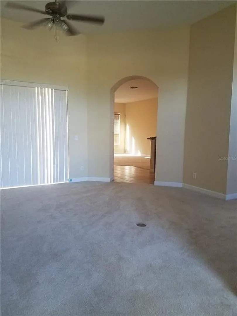 Beautiful home in Lakes of Mt. Dora — Photo 2