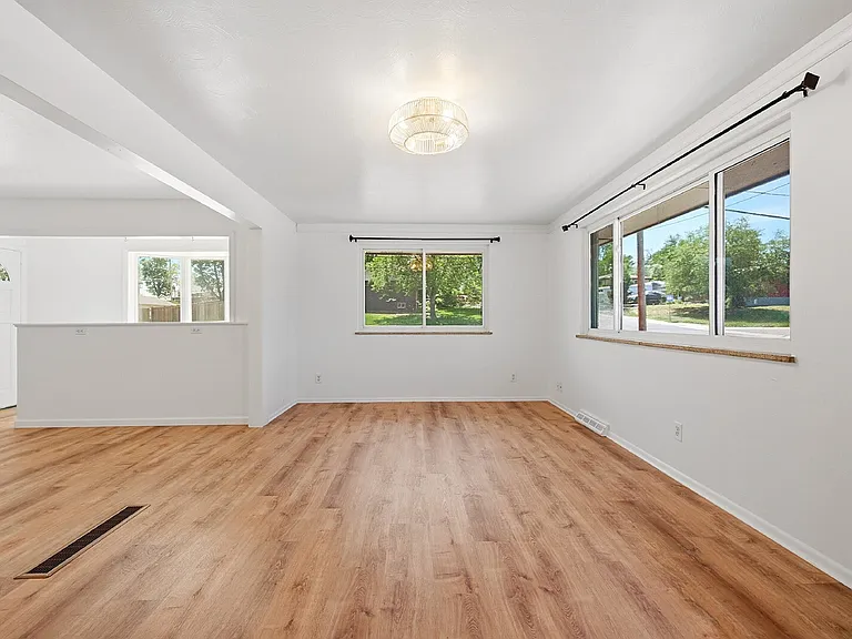 6610 Depew Ct — Photo 3