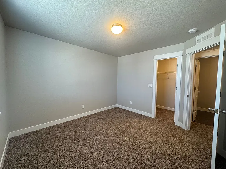 3173 Loot Dr — Photo 13