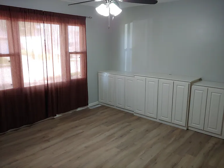 3121 Westmar Dr — Photo 9
