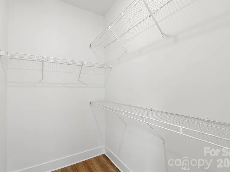 3423 Holabird Ln — Photo 8