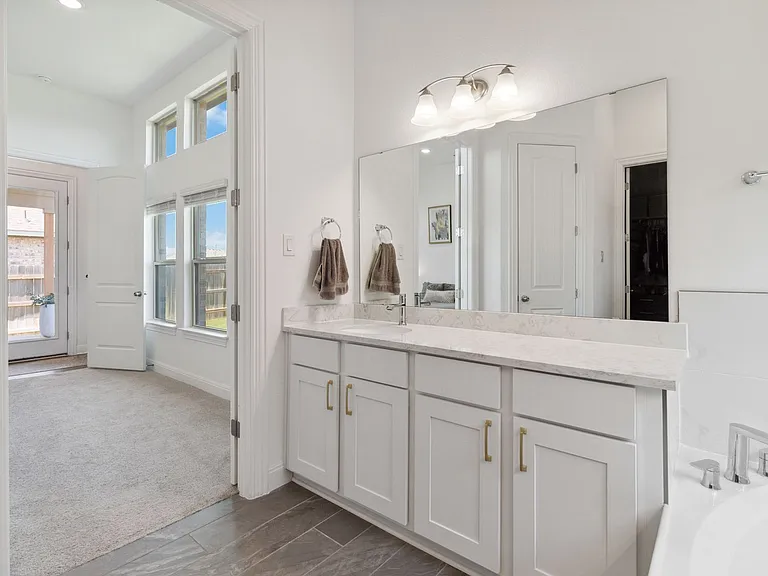 126 Smokebush Trl — Photo 13