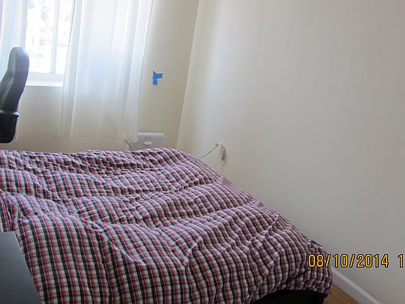 3rd image of 13510 35th Ave APT 3a