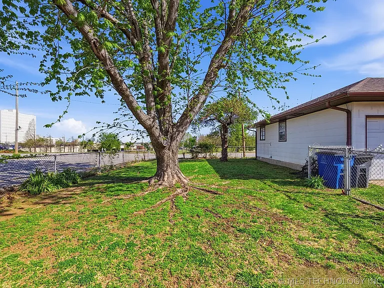 Side yard