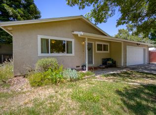 860 Christine Ave, Redding, CA 96003