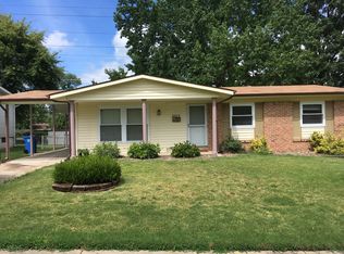 1465 Verlene Dr, Florissant, MO 63031