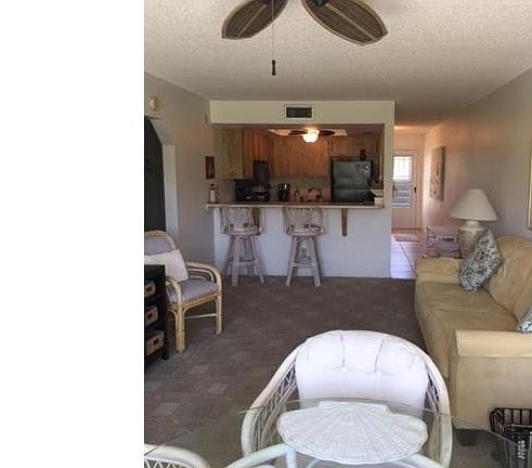 5th image of 615 SE 15th St APT 111
