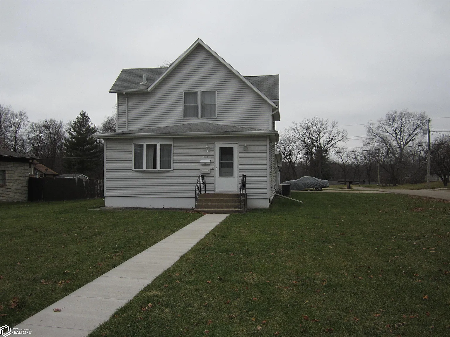 1925 Vogt St photo 1